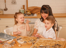 Load image into Gallery viewer, Parchment Paper Baking Sheets by Baker’s Signature | Precut Silicone Coated &amp; Unbleached – Will Not Curl or Burn – Non-Toxic &amp; Comes in Convenient Packaging – 16 x 24 Inch Full Sheet Pans Pack of 120